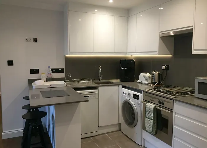 Lexham Gardens Lodge 5